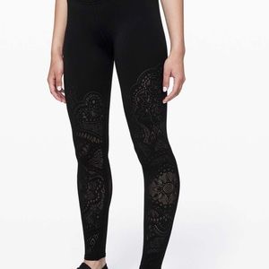 Lululemon Reveal Tight *Zen Expression